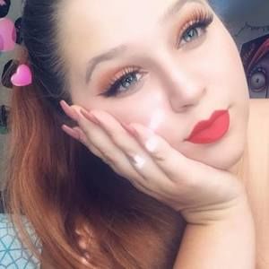 Meet your Posher, Katelynn